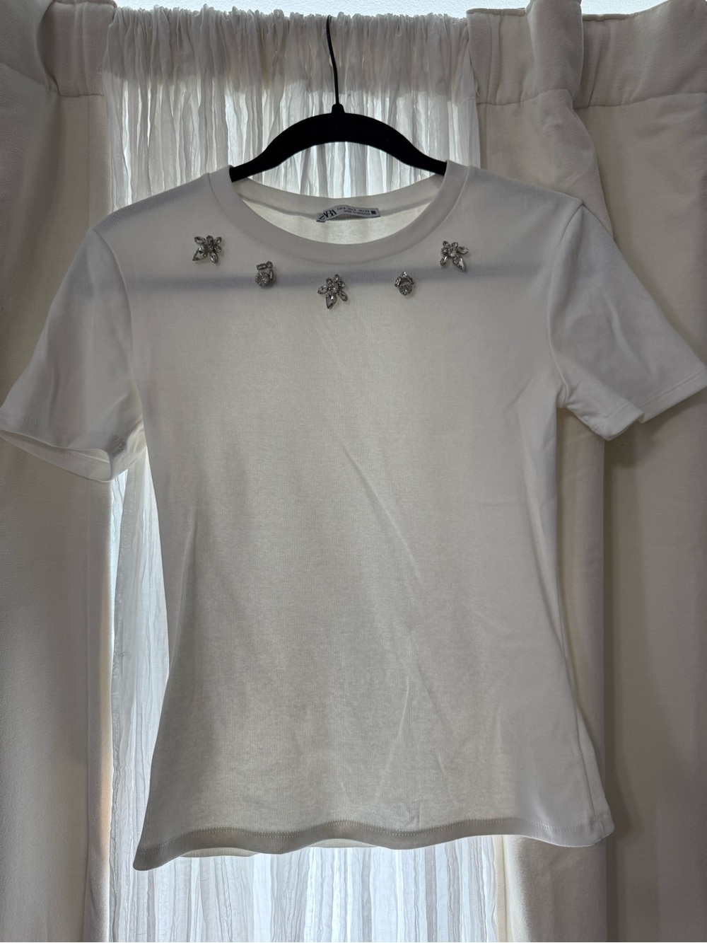 Zara White Short Sleeve Tee with Rhinestone Neck Embellishments